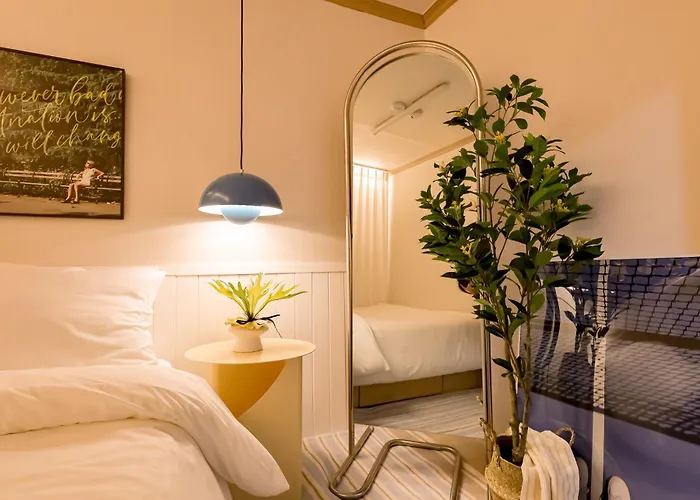 Gangnam, 3 Mins Nonhyeon Station, Hongdae, Itaewon, Garosu-gil, Coex, Seongsu, Gangnam Plastic Surgery Appartement *