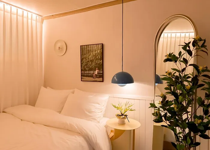 Gangnam, 3 Mins Nonhyeon Station, Hongdae, Itaewon, Garosu-gil, Coex, Seongsu, Gangnam Plastic Surgery Appartement Seoel
